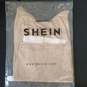 SOLD Brand New SHEIN Crop Solid Tee